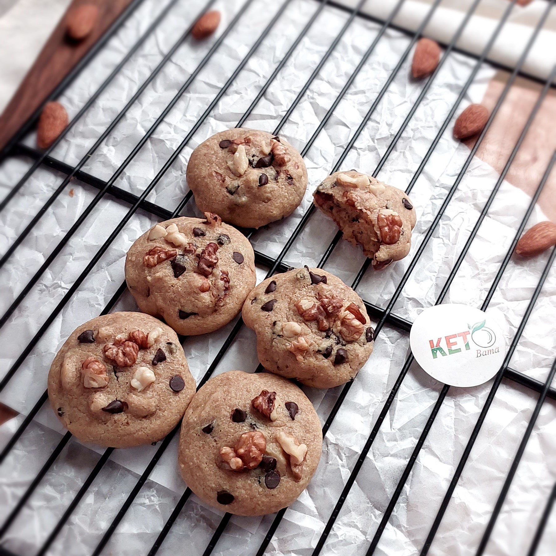کوکی قهوه با شکلات و مغز گردو - رژیمی (کتوژنیک و دیابتیک) - بسته 6 عددی