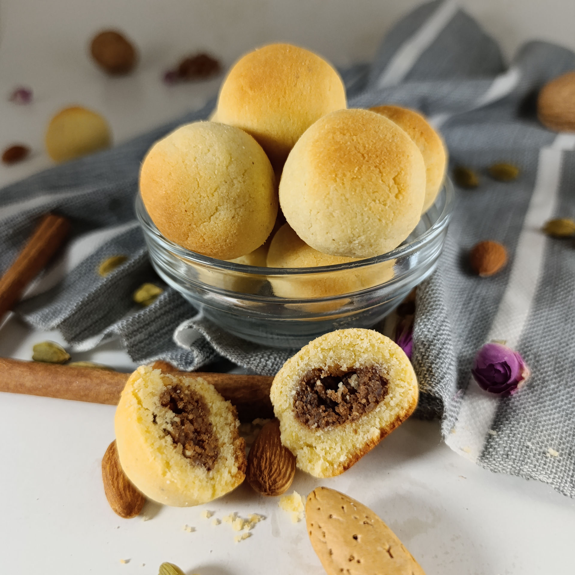 قطاب گردو دارچین  - رژیمی |کتوژنیک و دیابتیک- تهیه شده از آرد بادام ایرانی خالص و استویا - شیرین اما بدون قند