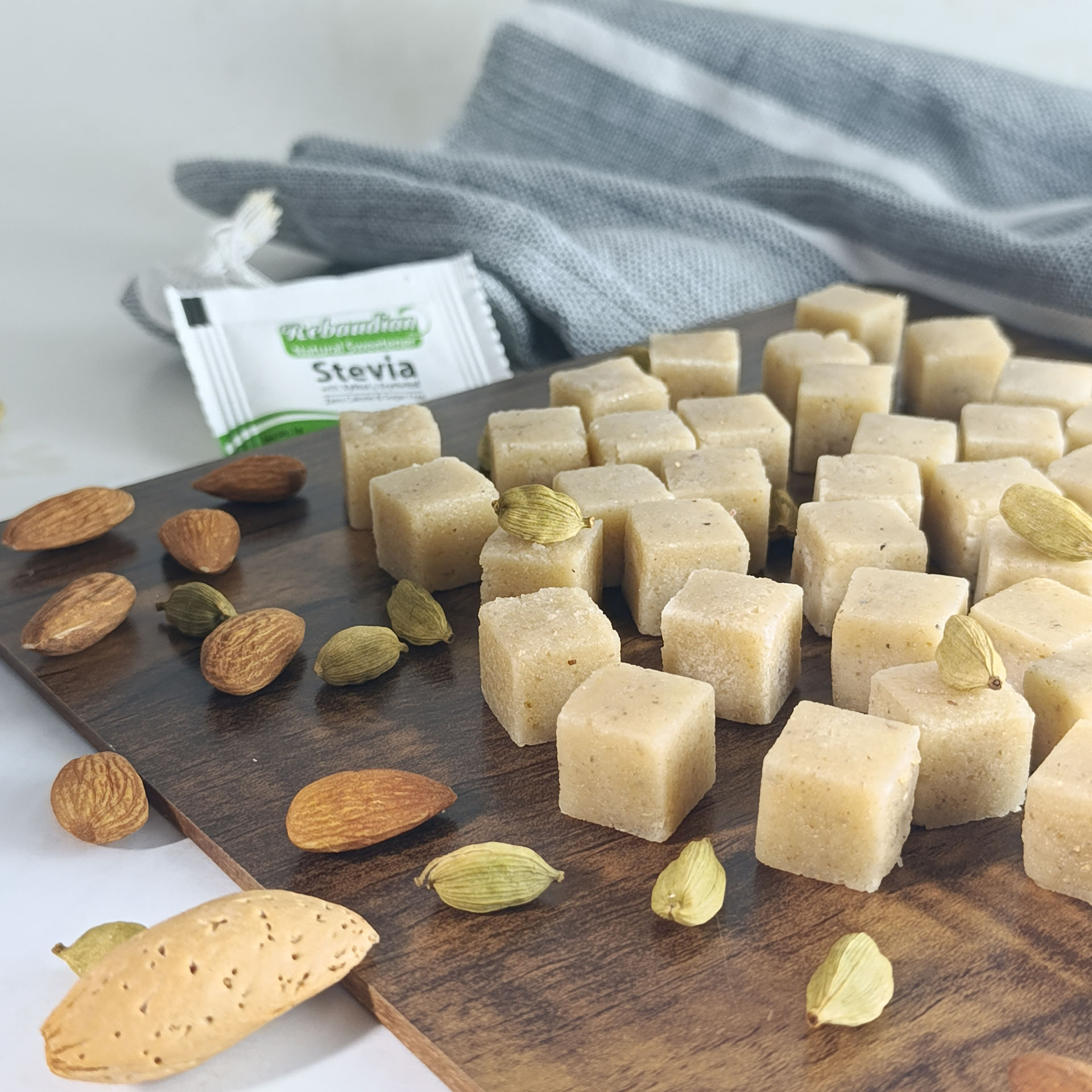 قند بادامی زیرو و معطر رژیمی | کتوژنیک ، دیابتیک و وگن - شیرین اما بدون قند