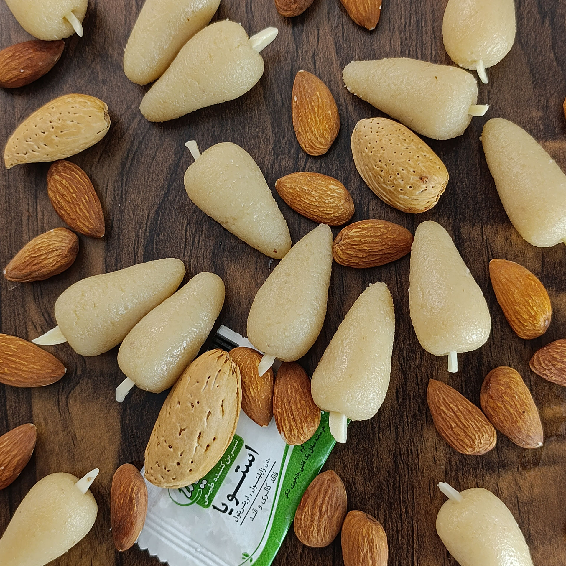 شیرینی توت بادام رژیمی| کتوژنیک و دیابتیک- شیرین شده با استویا- شیرین اما بدون قند